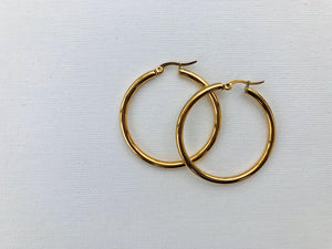 Bella hoops