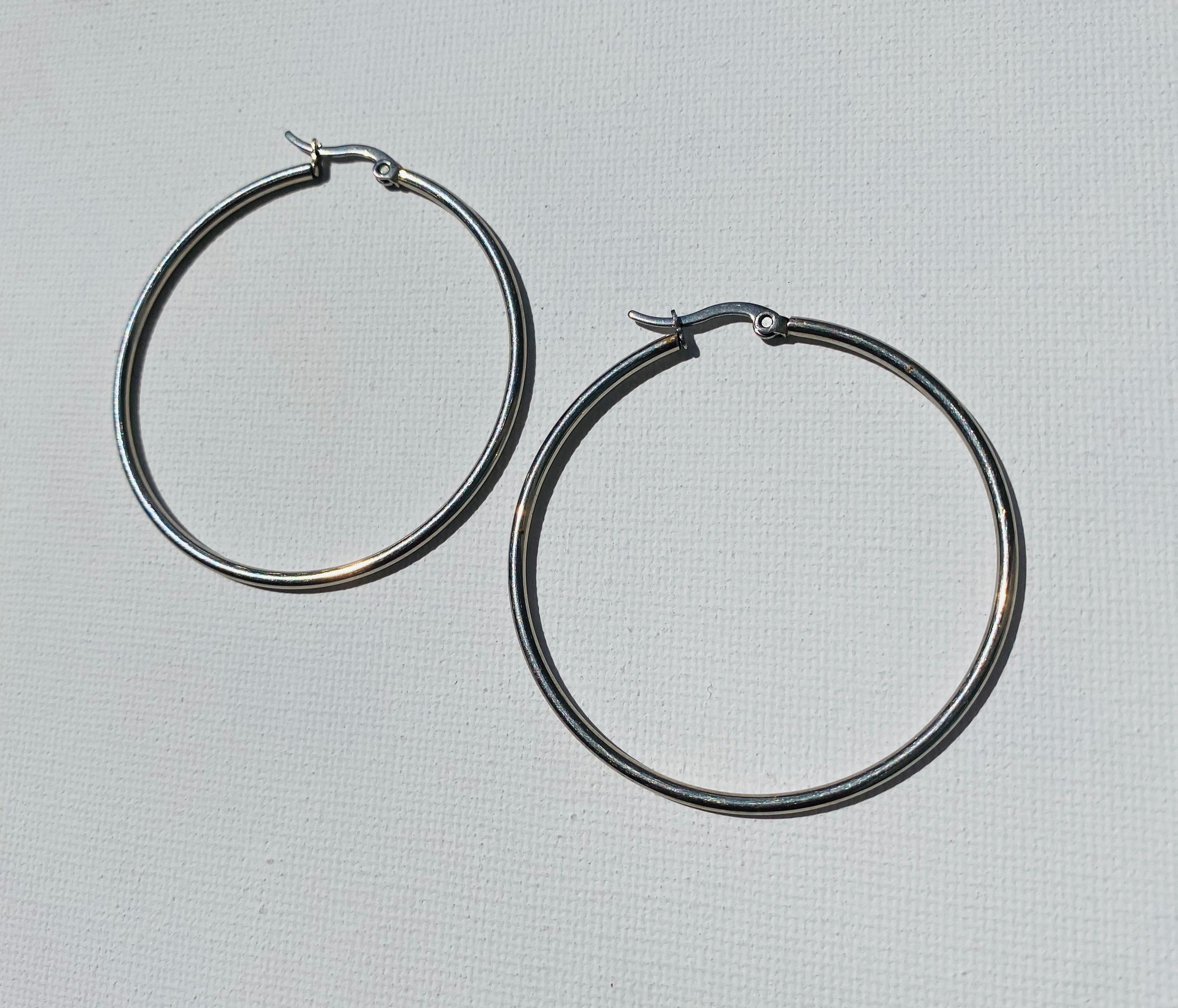 Basic silver hoops