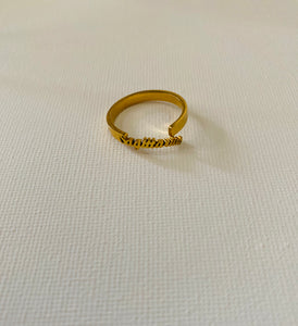 Custom ring